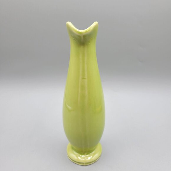 Shawnee Vintage Lime Green Ceramic Pitcher Vase USA 1168 Mid Century Modern - Picture 4 of 6